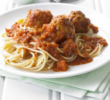 Meatballs from turkey: recipe for preparation and recommendations