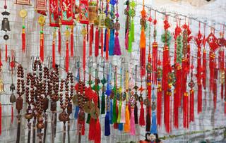 What is brought from China: we choose souvenirs