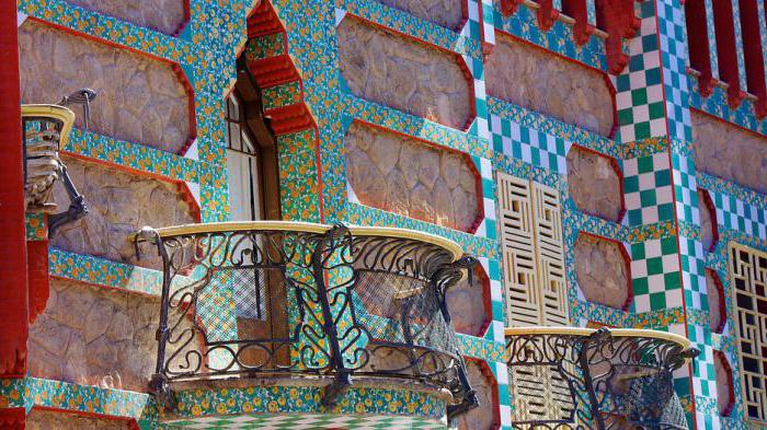 House Vicens (Antonio Gaudi)